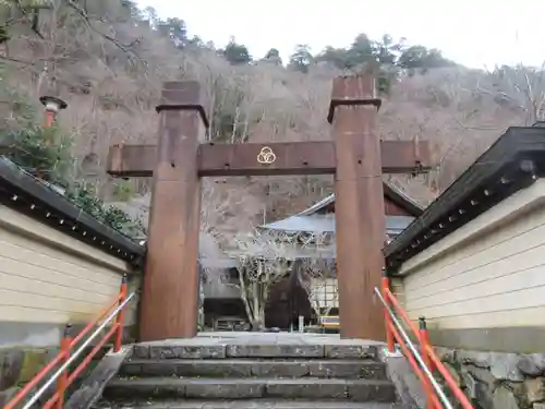 龍泉寺の山門・神門