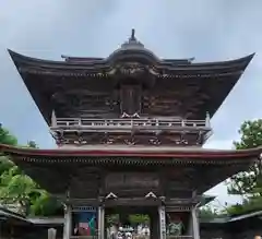 西方寺の山門