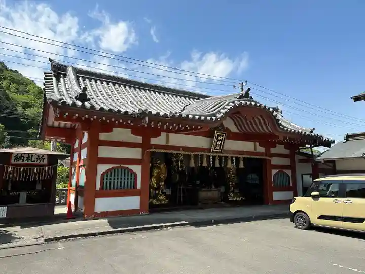 高尾山薬王院の本殿・本堂