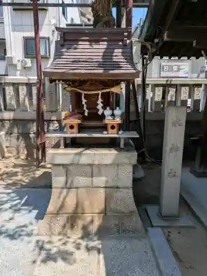 柳原蛭子神社（柳原えびす神社）の{uncategorized: "未分類", other: "その他", undefined: "問題あり", building: "その他建物", grave: "お墓", sacred_gate: "鳥居", guardian: "狛犬", statue: "像", buddha: "仏像", history: "歴史", nature: "自然", garden: "庭園", animal: "動物", pagoda: "塔", temizu: "手水舎", mountain_gate: "山門・神門", sanctuary: "本殿・本堂", subordinate: "末社・摂社", art: "芸術", scenery: "景色", jizo: "地蔵", ema: "絵馬", goshuin: "御朱印", omikuji: "おみくじ", items: "授与品その他", amulet: "お守り", goshuincho: "御朱印帳", eats: "食事", festival: "お祭り", votive_dance: "神楽", shichigosan: "七五三参", wedding: "結婚式", experience: "体験その他", initially: "初詣", around: "周辺", anti_infection: "感染症対策"}