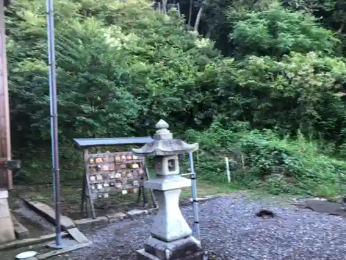 宇波西神社の塔