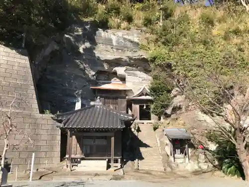 那古寺の建物その他