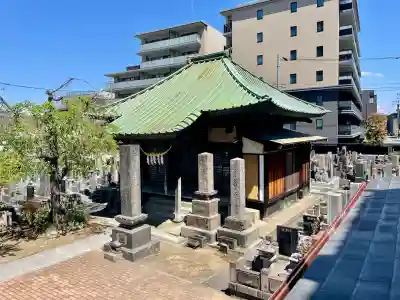 善立寺の{uncategorized: "未分類", other: "その他", undefined: "問題あり", building: "その他建物", grave: "お墓", sacred_gate: "鳥居", guardian: "狛犬", statue: "像", buddha: "仏像", history: "歴史", nature: "自然", garden: "庭園", animal: "動物", pagoda: "塔", temizu: "手水舎", mountain_gate: "山門・神門", sanctuary: "本殿・本堂", subordinate: "末社・摂社", art: "芸術", scenery: "景色", jizo: "地蔵", ema: "絵馬", goshuin: "御朱印", omikuji: "おみくじ", items: "授与品その他", amulet: "お守り", goshuincho: "御朱印帳", eats: "食事", festival: "お祭り", votive_dance: "神楽", shichigosan: "七五三参", wedding: "結婚式", experience: "体験その他", initially: "初詣", around: "周辺", anti_infection: "感染症対策"}