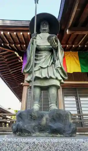 大榮寺の像