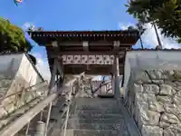 観音寺の山門・神門