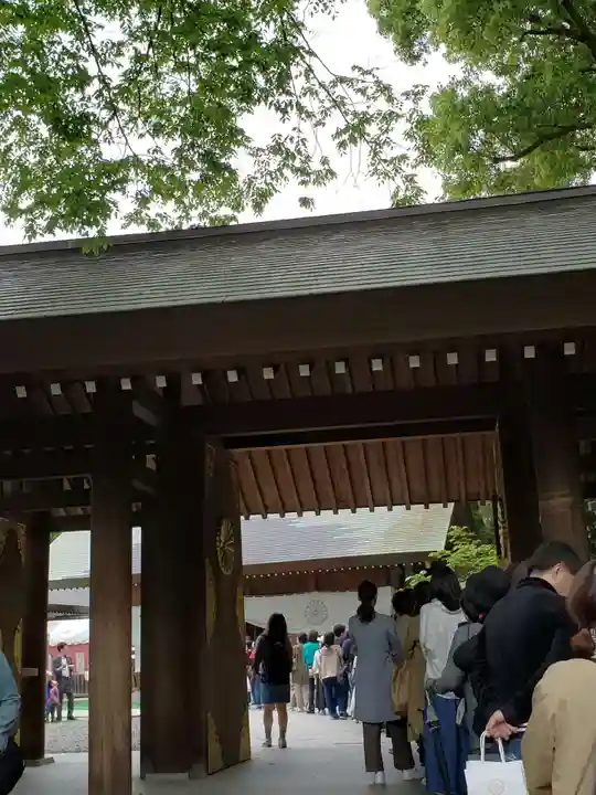 阿佐ヶ谷神明宮の山門・神門