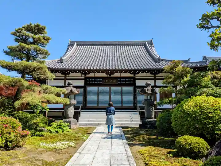 耕雲院の本殿・本堂