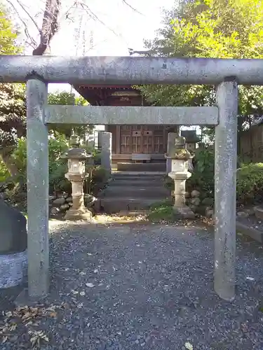 狭山八幡神社の末社・摂社