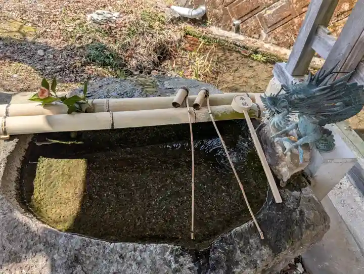 鹿島大神宮の{uncategorized: "未分類", other: "その他", undefined: "問題あり", building: "その他建物", grave: "お墓", sacred_gate: "鳥居", guardian: "狛犬", statue: "像", buddha: "仏像", history: "歴史", nature: "自然", garden: "庭園", animal: "動物", pagoda: "塔", temizu: "手水舎", mountain_gate: "山門・神門", sanctuary: "本殿・本堂", subordinate: "末社・摂社", art: "芸術", scenery: "景色", jizo: "地蔵", ema: "絵馬", goshuin: "御朱印", omikuji: "おみくじ", items: "授与品その他", amulet: "お守り", goshuincho: "御朱印帳", eats: "食事", festival: "お祭り", votive_dance: "神楽", shichigosan: "七五三参", wedding: "結婚式", experience: "体験その他", initially: "初詣", around: "周辺", anti_infection: "感染症対策"}