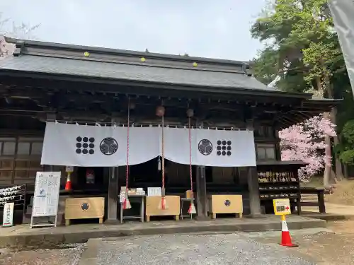 土津神社｜こどもと出世の神さまの{uncategorized: "未分類", other: "その他", undefined: "問題あり", building: "その他建物", grave: "お墓", sacred_gate: "鳥居", guardian: "狛犬", statue: "像", buddha: "仏像", history: "歴史", nature: "自然", garden: "庭園", animal: "動物", pagoda: "塔", temizu: "手水舎", mountain_gate: "山門・神門", sanctuary: "本殿・本堂", subordinate: "末社・摂社", art: "芸術", scenery: "景色", jizo: "地蔵", ema: "絵馬", goshuin: "御朱印", omikuji: "おみくじ", items: "授与品その他", amulet: "お守り", goshuincho: "御朱印帳", eats: "食事", festival: "お祭り", votive_dance: "神楽", shichigosan: "七五三参", wedding: "結婚式", experience: "体験その他", initially: "初詣", around: "周辺", anti_infection: "感染症対策"}