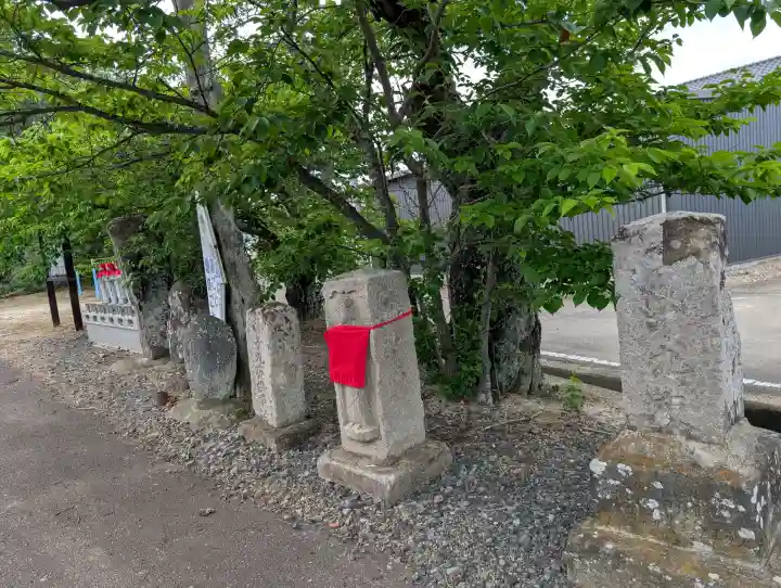 福田寺の{uncategorized: "未分類", other: "その他", undefined: "問題あり", building: "その他建物", grave: "お墓", sacred_gate: "鳥居", guardian: "狛犬", statue: "像", buddha: "仏像", history: "歴史", nature: "自然", garden: "庭園", animal: "動物", pagoda: "塔", temizu: "手水舎", mountain_gate: "山門・神門", sanctuary: "本殿・本堂", subordinate: "末社・摂社", art: "芸術", scenery: "景色", jizo: "地蔵", ema: "絵馬", goshuin: "御朱印", omikuji: "おみくじ", items: "授与品その他", amulet: "お守り", goshuincho: "御朱印帳", eats: "食事", festival: "お祭り", votive_dance: "神楽", shichigosan: "七五三参", wedding: "結婚式", experience: "体験その他", initially: "初詣", around: "周辺", anti_infection: "感染症対策"}
