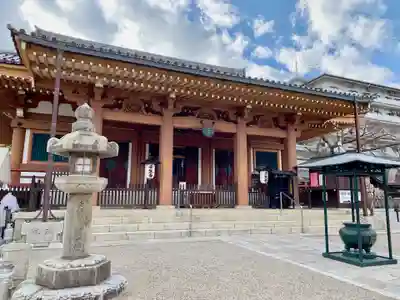 壬生寺の本殿・本堂