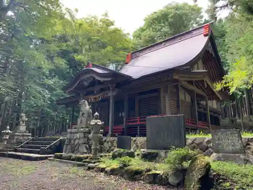 淺間神社（忍野村内野）の本殿・本堂