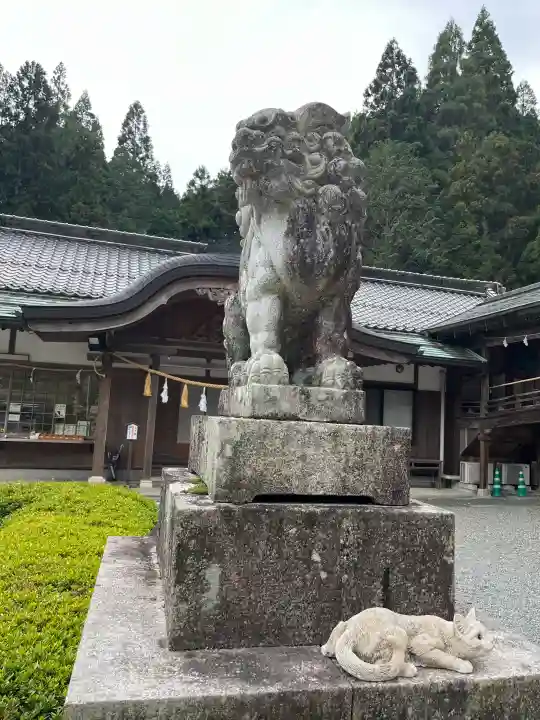 木山神社の{uncategorized: "未分類", other: "その他", undefined: "問題あり", building: "その他建物", grave: "お墓", sacred_gate: "鳥居", guardian: "狛犬", statue: "像", buddha: "仏像", history: "歴史", nature: "自然", garden: "庭園", animal: "動物", pagoda: "塔", temizu: "手水舎", mountain_gate: "山門・神門", sanctuary: "本殿・本堂", subordinate: "末社・摂社", art: "芸術", scenery: "景色", jizo: "地蔵", ema: "絵馬", goshuin: "御朱印", omikuji: "おみくじ", items: "授与品その他", amulet: "お守り", goshuincho: "御朱印帳", eats: "食事", festival: "お祭り", votive_dance: "神楽", shichigosan: "七五三参", wedding: "結婚式", experience: "体験その他", initially: "初詣", around: "周辺", anti_infection: "感染症対策"}