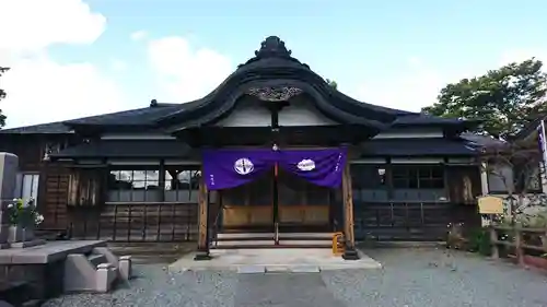 来迎寺の本殿