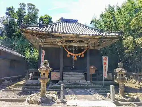 筒島弁財天の本殿・本堂