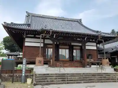 善導寺の本殿・本堂