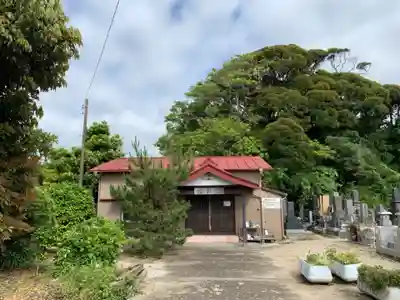 蛇塚堂の本殿・本堂