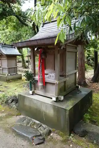 成合春日神社の末社