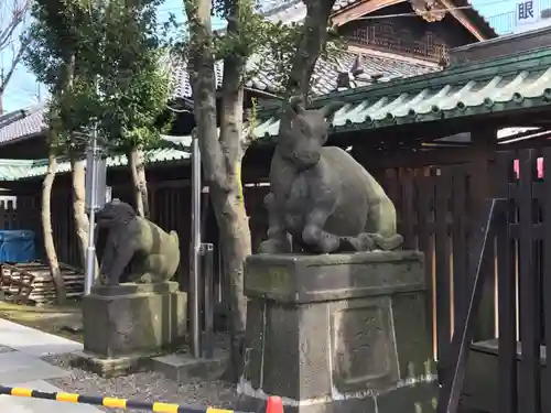 牛嶋神社の狛犬