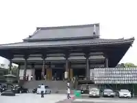 西新井大師総持寺の本殿・本堂