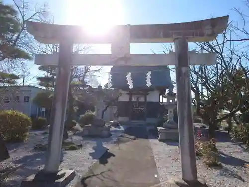 諏訪神社の鳥居