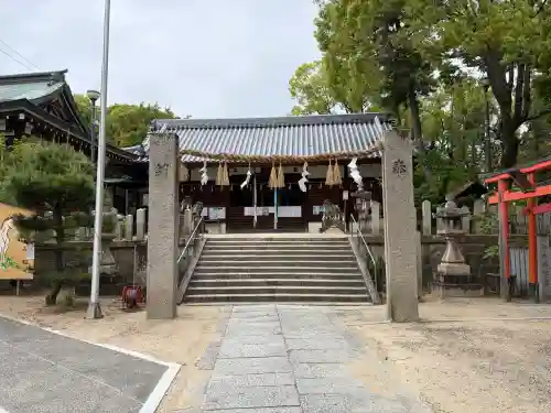 柴籬神社の{uncategorized: "未分類", other: "その他", undefined: "問題あり", building: "その他建物", grave: "お墓", sacred_gate: "鳥居", guardian: "狛犬", statue: "像", buddha: "仏像", history: "歴史", nature: "自然", garden: "庭園", animal: "動物", pagoda: "塔", temizu: "手水舎", mountain_gate: "山門・神門", sanctuary: "本殿・本堂", subordinate: "末社・摂社", art: "芸術", scenery: "景色", jizo: "地蔵", ema: "絵馬", goshuin: "御朱印", omikuji: "おみくじ", items: "授与品その他", amulet: "お守り", goshuincho: "御朱印帳", eats: "食事", festival: "お祭り", votive_dance: "神楽", shichigosan: "七五三参", wedding: "結婚式", experience: "体験その他", initially: "初詣", around: "周辺", anti_infection: "感染症対策"}