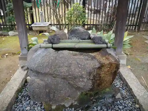 隅田川神社の手水舎