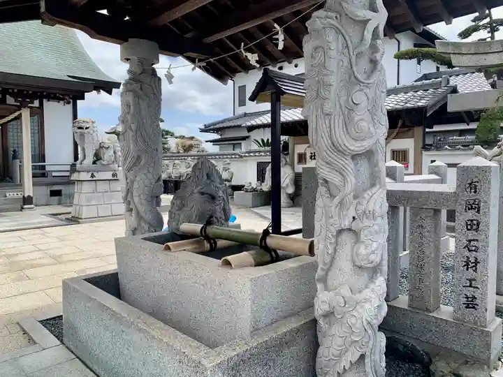 姫金神社の手水舎
