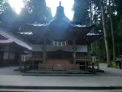御岩神社の本殿・本堂