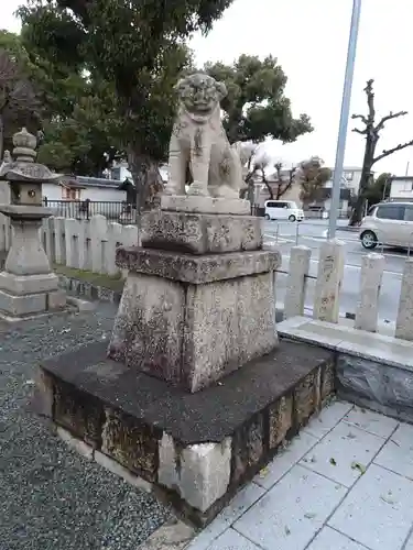 泉井上神社の狛犬