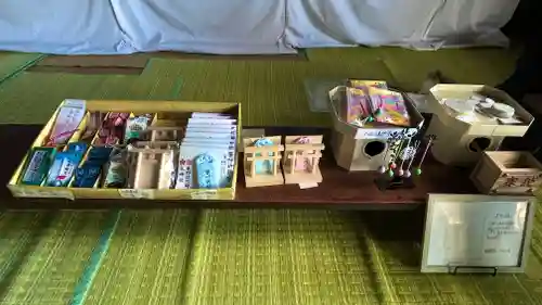 菱野健功神社の授与品その他