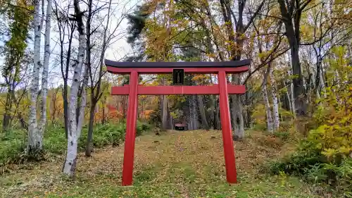 中宇莫別神社の鳥居