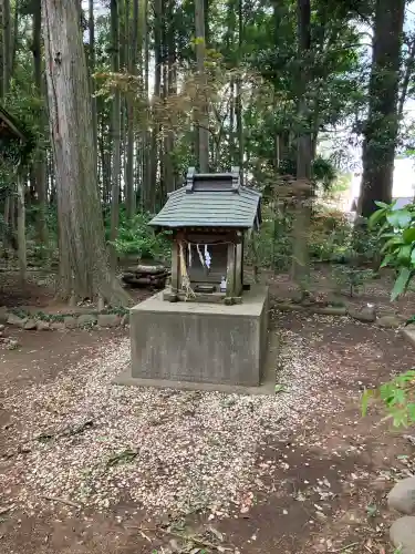 弓田香取神社の{uncategorized: "未分類", other: "その他", undefined: "問題あり", building: "その他建物", grave: "お墓", sacred_gate: "鳥居", guardian: "狛犬", statue: "像", buddha: "仏像", history: "歴史", nature: "自然", garden: "庭園", animal: "動物", pagoda: "塔", temizu: "手水舎", mountain_gate: "山門・神門", sanctuary: "本殿・本堂", subordinate: "末社・摂社", art: "芸術", scenery: "景色", jizo: "地蔵", ema: "絵馬", goshuin: "御朱印", omikuji: "おみくじ", items: "授与品その他", amulet: "お守り", goshuincho: "御朱印帳", eats: "食事", festival: "お祭り", votive_dance: "神楽", shichigosan: "七五三参", wedding: "結婚式", experience: "体験その他", initially: "初詣", around: "周辺", anti_infection: "感染症対策"}