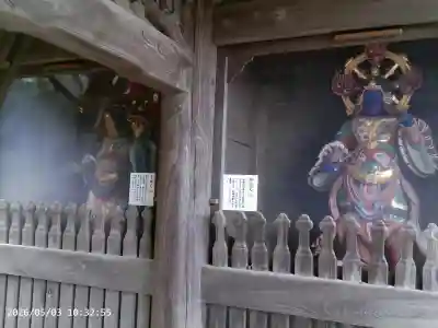 布施弁天 東海寺の{uncategorized: "未分類", other: "その他", undefined: "問題あり", building: "その他建物", grave: "お墓", sacred_gate: "鳥居", guardian: "狛犬", statue: "像", buddha: "仏像", history: "歴史", nature: "自然", garden: "庭園", animal: "動物", pagoda: "塔", temizu: "手水舎", mountain_gate: "山門・神門", sanctuary: "本殿・本堂", subordinate: "末社・摂社", art: "芸術", scenery: "景色", jizo: "地蔵", ema: "絵馬", goshuin: "御朱印", omikuji: "おみくじ", items: "授与品その他", amulet: "お守り", goshuincho: "御朱印帳", eats: "食事", festival: "お祭り", votive_dance: "神楽", shichigosan: "七五三参", wedding: "結婚式", experience: "体験その他", initially: "初詣", around: "周辺", anti_infection: "感染症対策"}
