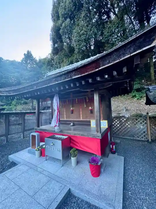 大野神社の{uncategorized: "未分類", other: "その他", undefined: "問題あり", building: "その他建物", grave: "お墓", sacred_gate: "鳥居", guardian: "狛犬", statue: "像", buddha: "仏像", history: "歴史", nature: "自然", garden: "庭園", animal: "動物", pagoda: "塔", temizu: "手水舎", mountain_gate: "山門・神門", sanctuary: "本殿・本堂", subordinate: "末社・摂社", art: "芸術", scenery: "景色", jizo: "地蔵", ema: "絵馬", goshuin: "御朱印", omikuji: "おみくじ", items: "授与品その他", amulet: "お守り", goshuincho: "御朱印帳", eats: "食事", festival: "お祭り", votive_dance: "神楽", shichigosan: "七五三参", wedding: "結婚式", experience: "体験その他", initially: "初詣", around: "周辺", anti_infection: "感染症対策"}