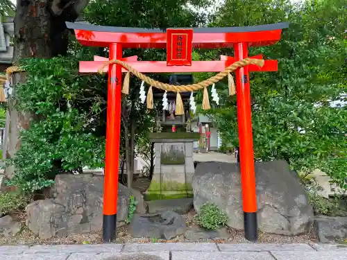 前川神社の末社