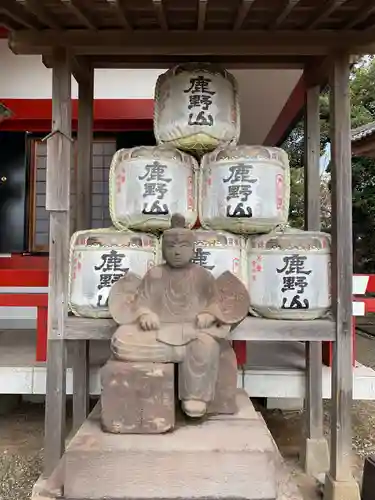 人見神社の像