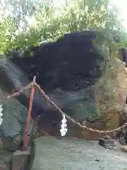 越木岩神社の建物その他