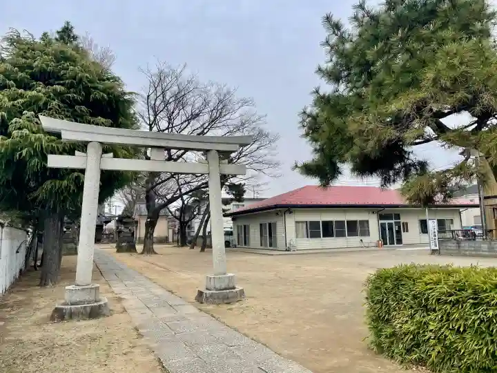 上小岩天祖神社の{uncategorized: "未分類", other: "その他", undefined: "問題あり", building: "その他建物", grave: "お墓", sacred_gate: "鳥居", guardian: "狛犬", statue: "像", buddha: "仏像", history: "歴史", nature: "自然", garden: "庭園", animal: "動物", pagoda: "塔", temizu: "手水舎", mountain_gate: "山門・神門", sanctuary: "本殿・本堂", subordinate: "末社・摂社", art: "芸術", scenery: "景色", jizo: "地蔵", ema: "絵馬", goshuin: "御朱印", omikuji: "おみくじ", items: "授与品その他", amulet: "お守り", goshuincho: "御朱印帳", eats: "食事", festival: "お祭り", votive_dance: "神楽", shichigosan: "七五三参", wedding: "結婚式", experience: "体験その他", initially: "初詣", around: "周辺", anti_infection: "感染症対策"}