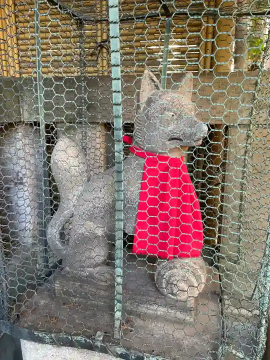 大鳥神社の{uncategorized: "未分類", other: "その他", undefined: "問題あり", building: "その他建物", grave: "お墓", sacred_gate: "鳥居", guardian: "狛犬", statue: "像", buddha: "仏像", history: "歴史", nature: "自然", garden: "庭園", animal: "動物", pagoda: "塔", temizu: "手水舎", mountain_gate: "山門・神門", sanctuary: "本殿・本堂", subordinate: "末社・摂社", art: "芸術", scenery: "景色", jizo: "地蔵", ema: "絵馬", goshuin: "御朱印", omikuji: "おみくじ", items: "授与品その他", amulet: "お守り", goshuincho: "御朱印帳", eats: "食事", festival: "お祭り", votive_dance: "神楽", shichigosan: "七五三参", wedding: "結婚式", experience: "体験その他", initially: "初詣", around: "周辺", anti_infection: "感染症対策"}