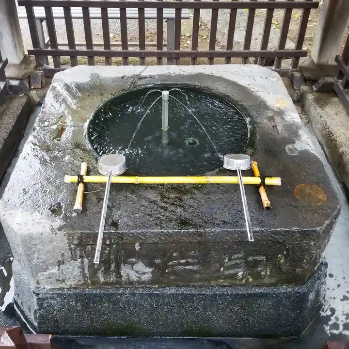 白髭神社の手水舎