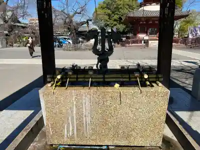 喜多院の{uncategorized: "未分類", other: "その他", undefined: "問題あり", building: "その他建物", grave: "お墓", sacred_gate: "鳥居", guardian: "狛犬", statue: "像", buddha: "仏像", history: "歴史", nature: "自然", garden: "庭園", animal: "動物", pagoda: "塔", temizu: "手水舎", mountain_gate: "山門・神門", sanctuary: "本殿・本堂", subordinate: "末社・摂社", art: "芸術", scenery: "景色", jizo: "地蔵", ema: "絵馬", goshuin: "御朱印", omikuji: "おみくじ", items: "授与品その他", amulet: "お守り", goshuincho: "御朱印帳", eats: "食事", festival: "お祭り", votive_dance: "神楽", shichigosan: "七五三参", wedding: "結婚式", experience: "体験その他", initially: "初詣", around: "周辺", anti_infection: "感染症対策"}