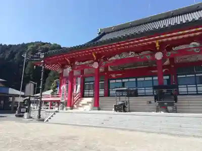 総本山　本福寺の本殿・本堂