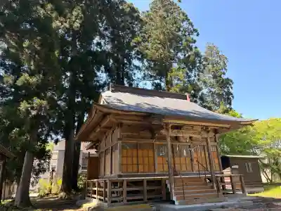 八幡神社の{uncategorized: "未分類", other: "その他", undefined: "問題あり", building: "その他建物", grave: "お墓", sacred_gate: "鳥居", guardian: "狛犬", statue: "像", buddha: "仏像", history: "歴史", nature: "自然", garden: "庭園", animal: "動物", pagoda: "塔", temizu: "手水舎", mountain_gate: "山門・神門", sanctuary: "本殿・本堂", subordinate: "末社・摂社", art: "芸術", scenery: "景色", jizo: "地蔵", ema: "絵馬", goshuin: "御朱印", omikuji: "おみくじ", items: "授与品その他", amulet: "お守り", goshuincho: "御朱印帳", eats: "食事", festival: "お祭り", votive_dance: "神楽", shichigosan: "七五三参", wedding: "結婚式", experience: "体験その他", initially: "初詣", around: "周辺", anti_infection: "感染症対策"}