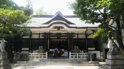 鳥越神社の本殿・本堂