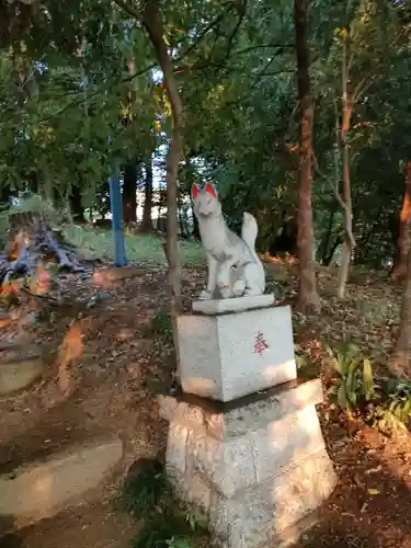 出世稲荷神社の狛犬