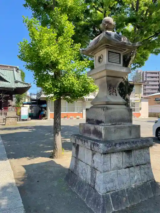 大戸神社の{uncategorized: "未分類", other: "その他", undefined: "問題あり", building: "その他建物", grave: "お墓", sacred_gate: "鳥居", guardian: "狛犬", statue: "像", buddha: "仏像", history: "歴史", nature: "自然", garden: "庭園", animal: "動物", pagoda: "塔", temizu: "手水舎", mountain_gate: "山門・神門", sanctuary: "本殿・本堂", subordinate: "末社・摂社", art: "芸術", scenery: "景色", jizo: "地蔵", ema: "絵馬", goshuin: "御朱印", omikuji: "おみくじ", items: "授与品その他", amulet: "お守り", goshuincho: "御朱印帳", eats: "食事", festival: "お祭り", votive_dance: "神楽", shichigosan: "七五三参", wedding: "結婚式", experience: "体験その他", initially: "初詣", around: "周辺", anti_infection: "感染症対策"}