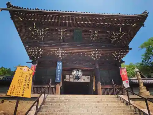 長谷寺の山門