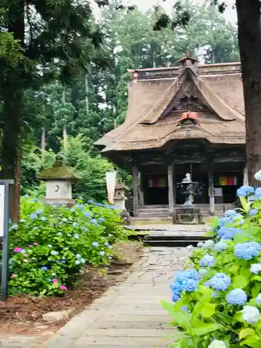 幸徳院笹野寺の本殿